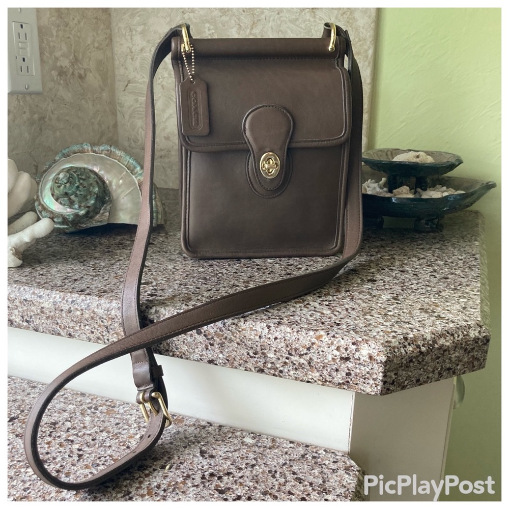 VINTAGE 90’s COACH MURPHY BAG #9930 in brown full-grain leather. Fully Restored